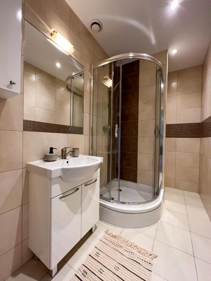 Apartamenty Rynek 7 치에신 외부 사진